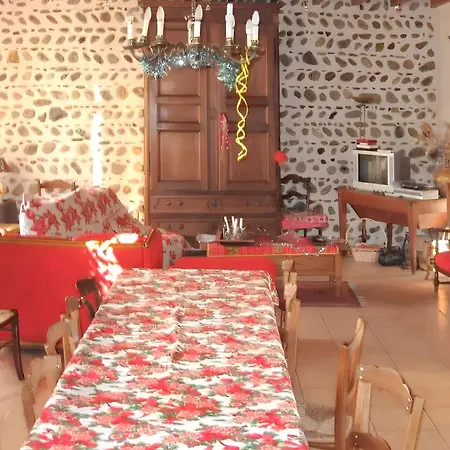 Vakantiehuis Maison Charmante A Avec Jardin Spacieux *