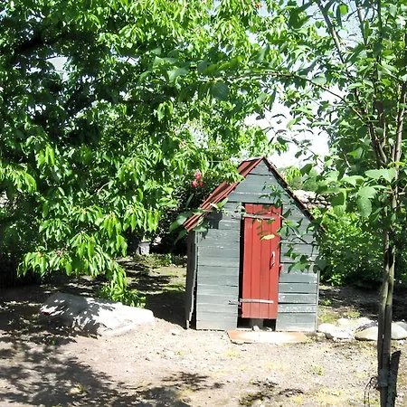 Vakantiehuis Maison Charmante A Avec Jardin Spacieux