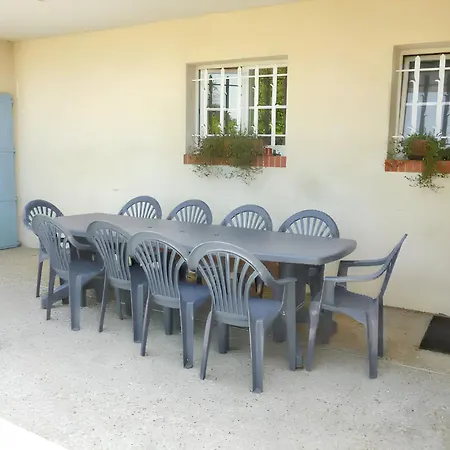 Maison Charmante A Avec Jardin Spacieux