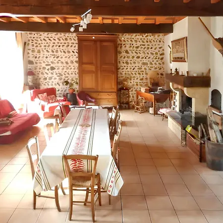 Maison Charmante A Avec Jardin Spacieux * Bernac-Dessus