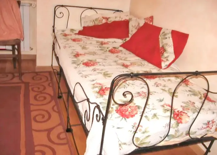 Hébergement de vacances Maison De 5 Avec Jardin Clos Et Wifi A Dessus