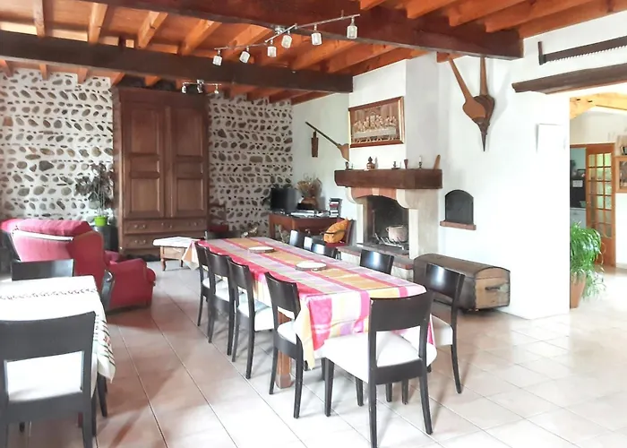 Maison De 5 Avec Jardin Clos Et Wifi A Dessus Hébergement de vacances Bernac-Dessus