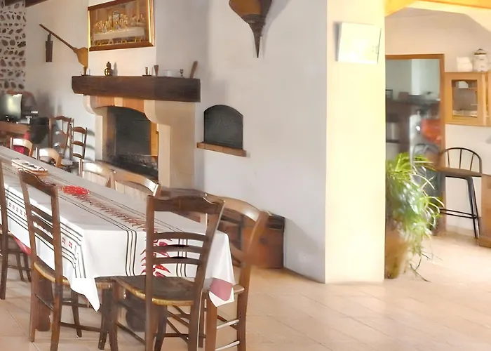 Maison De 5 Avec Jardin Clos Et Wifi A Dessus Hébergement de vacances *